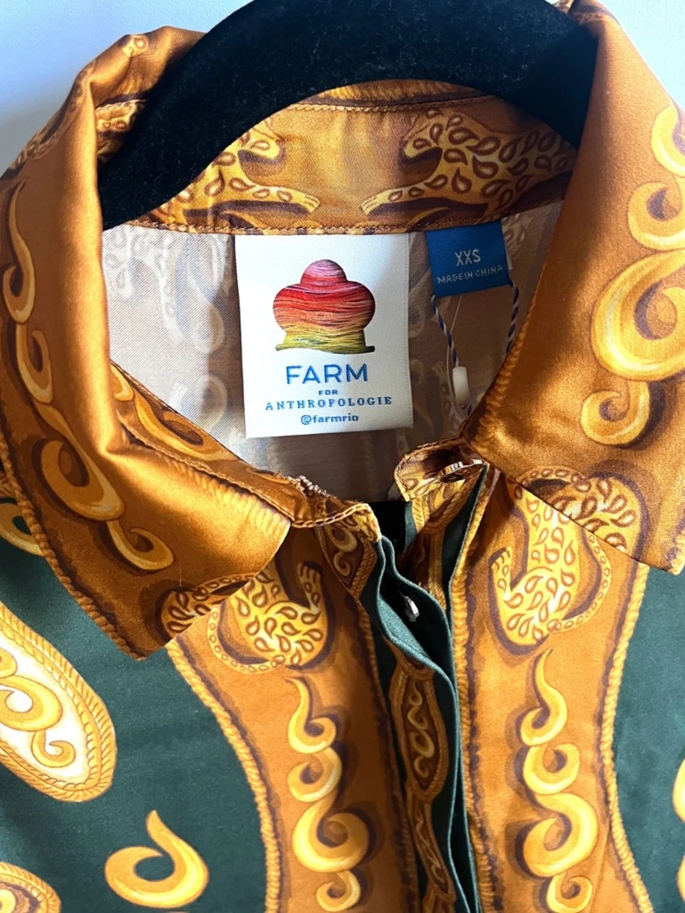 FARM Rio x Anthropologie Gold and Green Paisley Silk Blouse Size XXS NWT